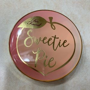 Sweetie Pie bronze/blush from Too Faced